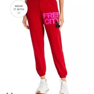 FreeCity Artyard Red/Pink SZ LG